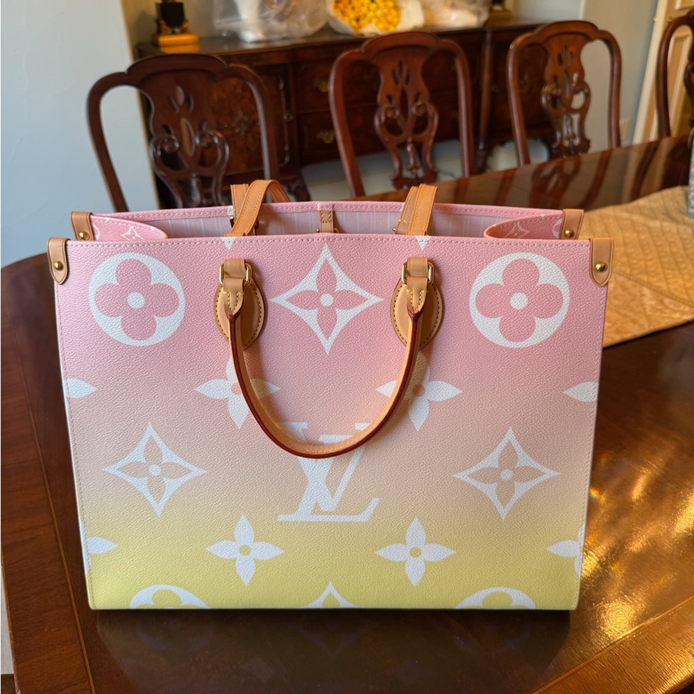 Gradient Pink and Yellow Structured Tote with Floral Pattern